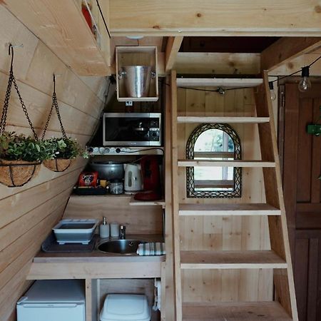 Le Chalet Tipi Avec Jacuzzi Et Jardin Troyes Eksteriør billede