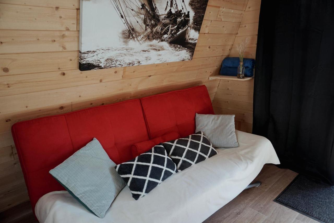 Le Chalet Tipi Avec Jacuzzi Et Jardin Troyes Eksteriør billede